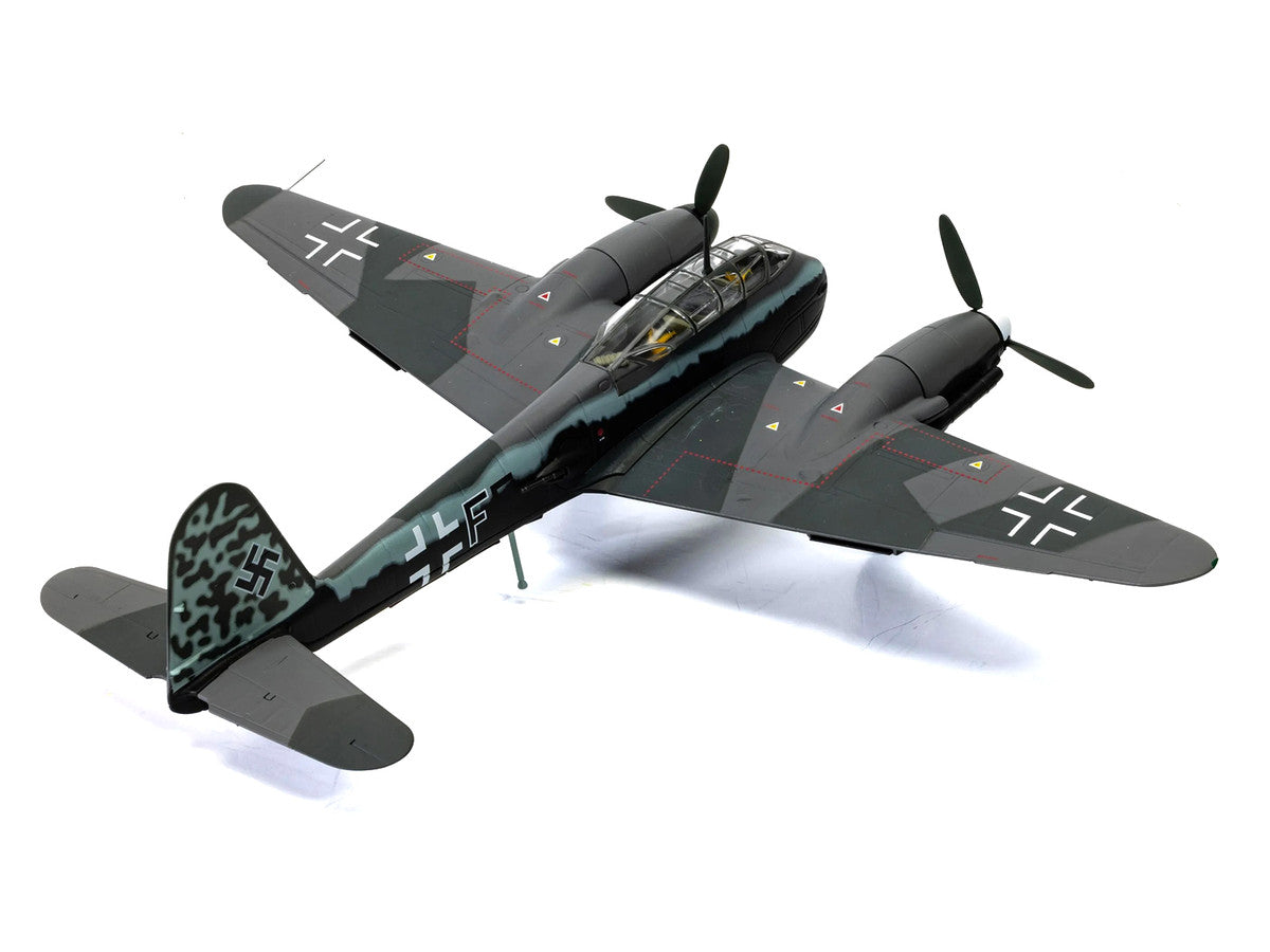 Messerschmitt Me 410A-1 Aircraft "U5+FE Lt. Rudolf Abrahamczik 14./KG.2 Laon-Athies Airfield France" (1943) German Luftwaffe "The Aviation Archive" Series 1/72 Diecast Model Car by Corgi