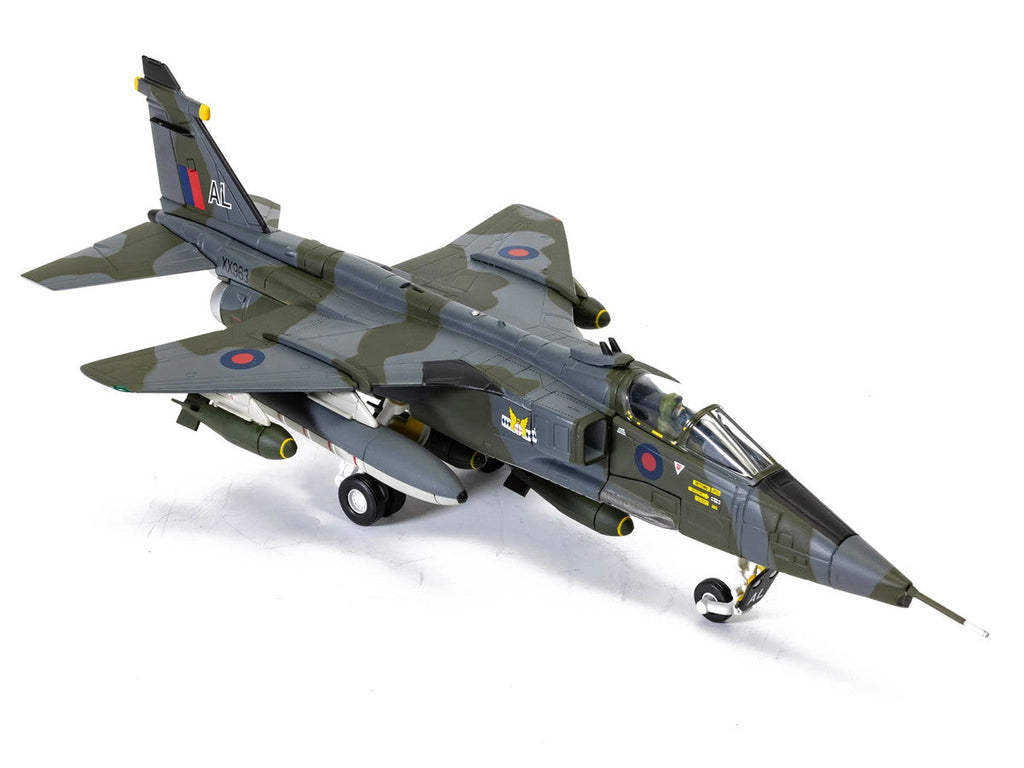 SEPECAT Jaguar GR.1 Aircraft "XX963/AL No.14 Squadron RAF Germany Bruggen" (1976) Royal Air Force "The Aviation Archive" Series 1/72 Diecast Model Car by Corgi