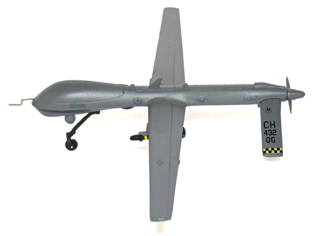 General Atomics MQ-1 Predator UAV Drone "United States Air Force" 1/72 Diecast Model by Air Force 1