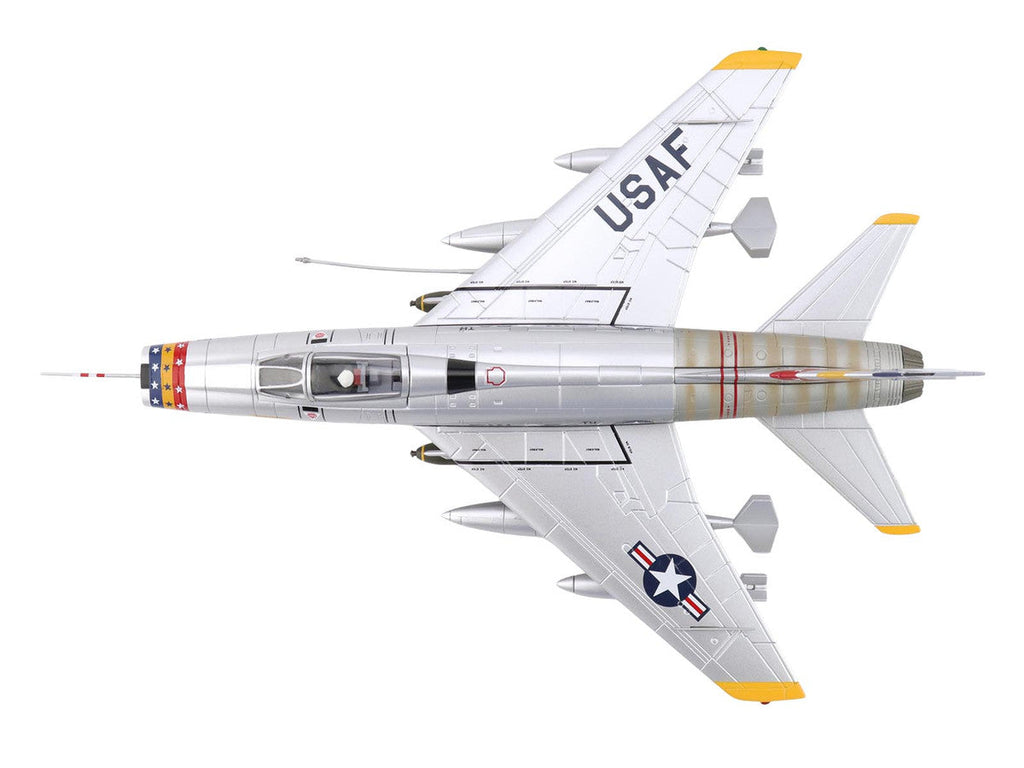 North American F-100D Super Sabre Fighter Aircraft "FW-871 81st TFS 50th TFW France" (1958) United States Air Force "Air Power Series" 1/72 Diecast Model by Hobby Master