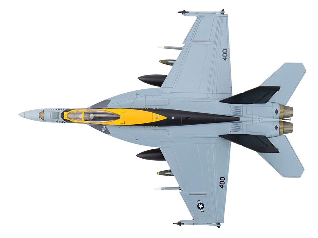 Boeing F/A-18E Super Hornet Fighter Aircraft "166828 VFA-151 Vigilantes USS Lincoln" (2021) United States Navy "Air Power Series" 1/72 Diecast Model by Hobby Master