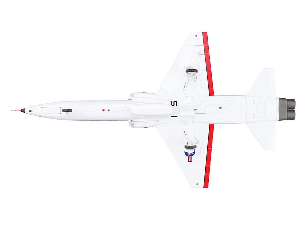 Northrop T-38A Talon Aircraft "61-0856 United States Naval Test Pilot School NAS Patuxent River NASA" (2005) United States Navy "Air Power Series" 1/72 Diecast Model by Hobby Master