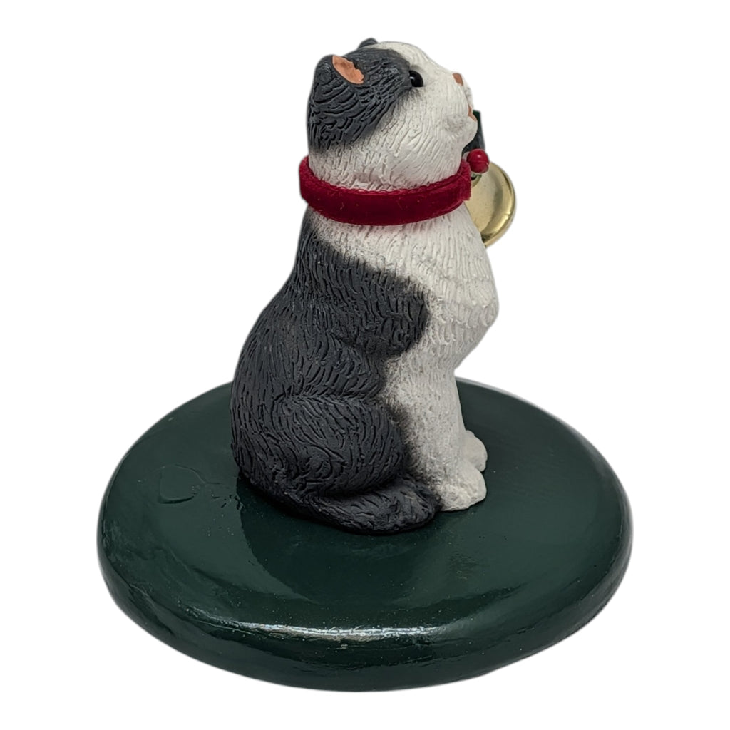 Singing Cat - Grey and White Tabby