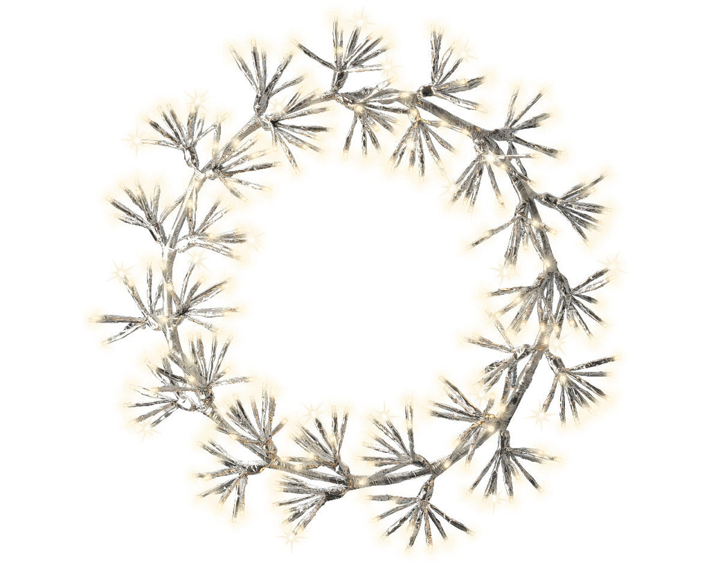Flashing Effect Lighted Wreath - 22 Inches