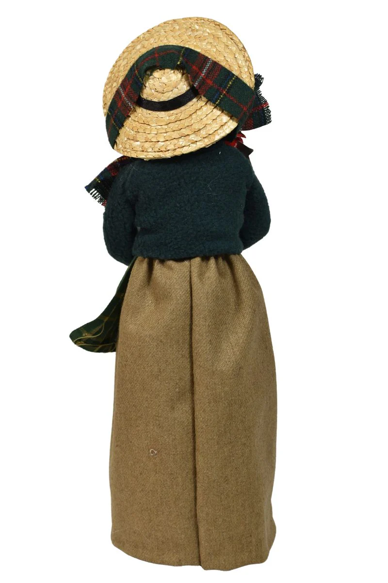 Cardinal Mrs Claus Caroler by Byers' Choice
