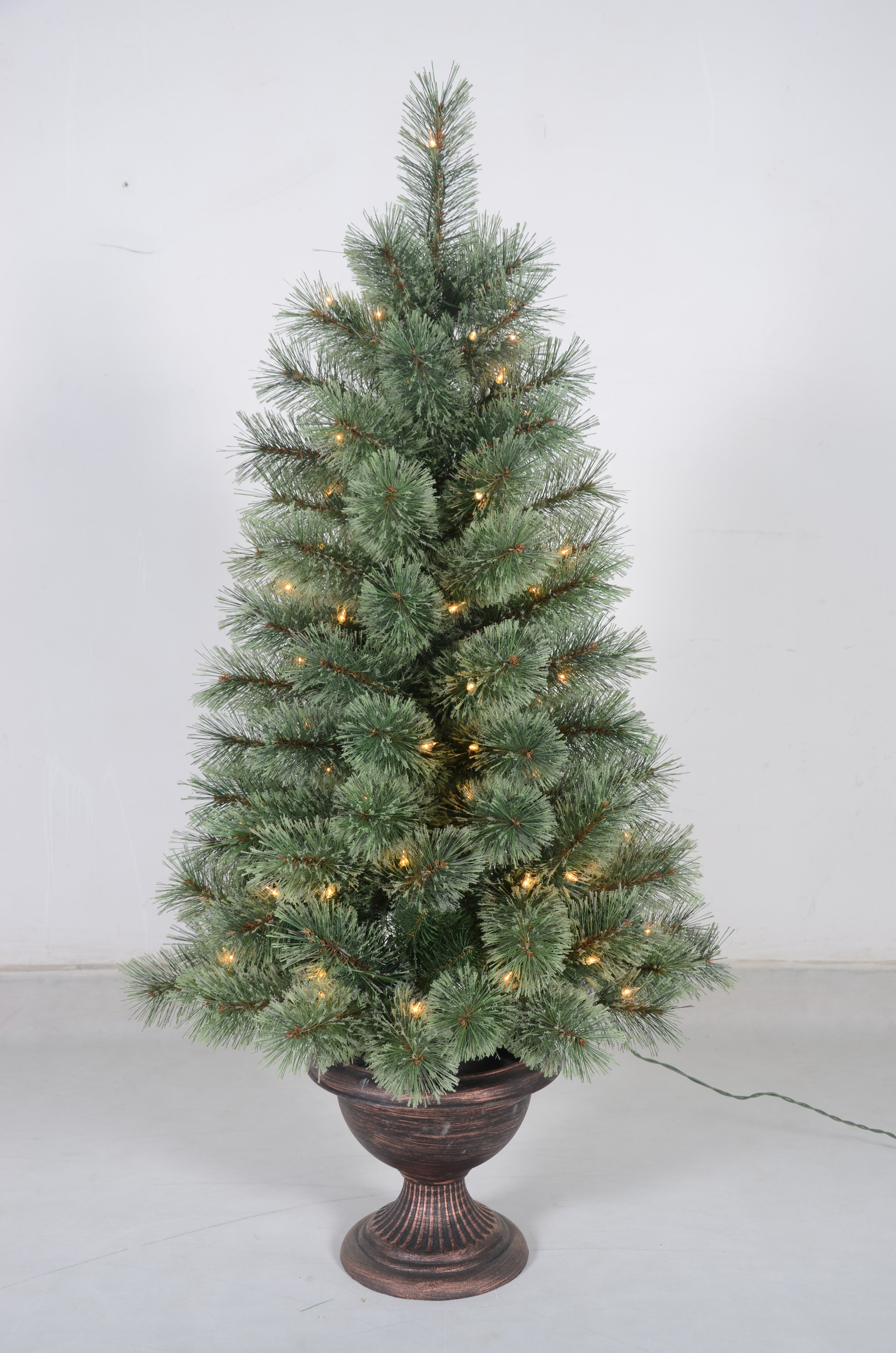 4 Foot Ponderosa Potted Tree