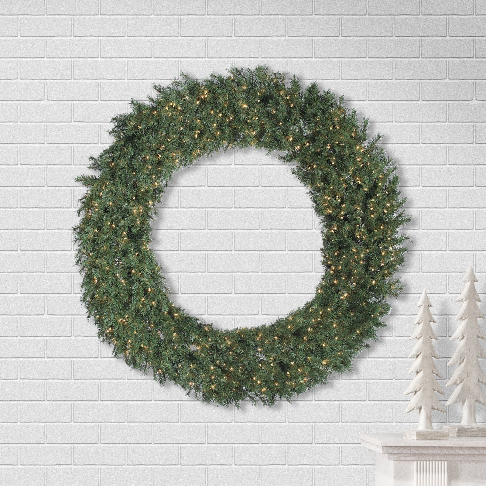 Huge 5 Foot Aspen Spruce Wreath - Clear Lights